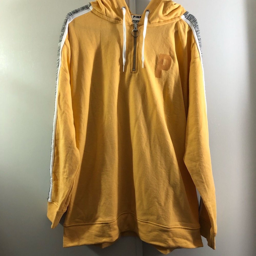 Vs PINk tunic size L